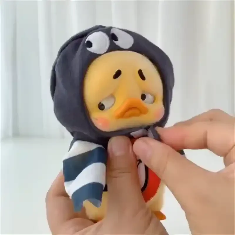 New Duck Upsetduck 3 Generations Willful Series Blind Box Figure Decor Collectible Model Vinyl Toys Mystery boxes Surprise Gifts