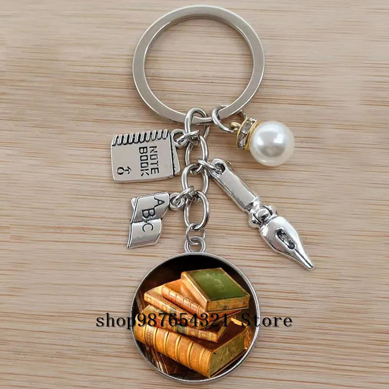 Classic Library Books Keychain Vintage Old Books Key Chain Librarians Key Ring Gift for Nerd Bookworm Writer Teacher