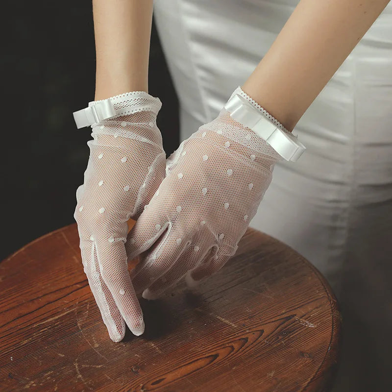 Wedding Gloves Transparent Dot Tulle Fishnet Gloves Black Ivory Wrist Length Bridal Gloves Finger Short Wedding Accessories