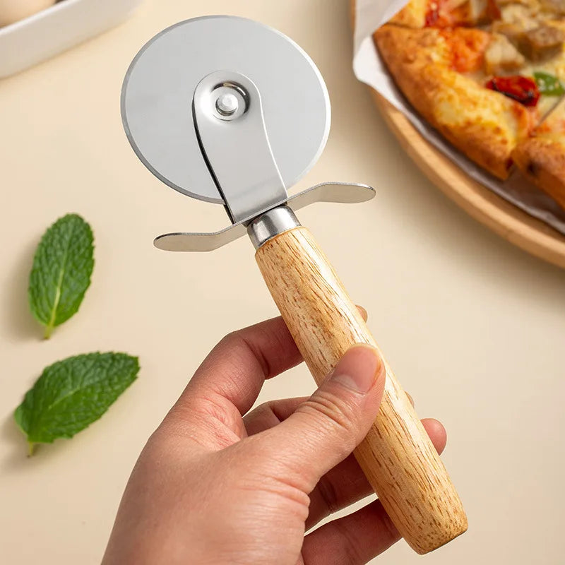 Stainless steel pizza cutter Wooden handle pastry pasta dough cutter Cutting Wheel Slicer Baking tools Kitchen tool