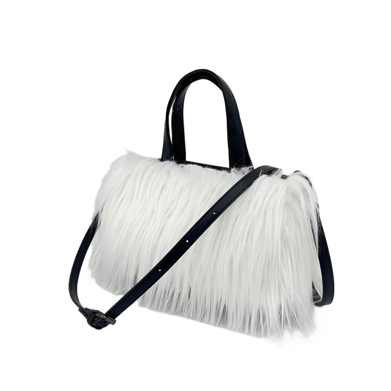 Designer Fluffy Plush Shoulder Bag Warm Faux Mongolian Fur HandBags for Women Brands Large Hobo  Shopper Heart Shaped Purses