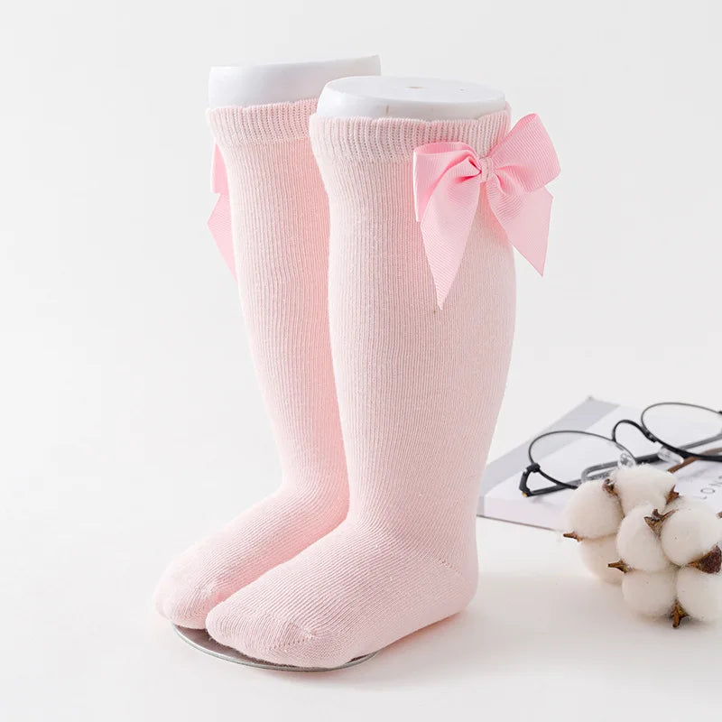 Baby-Accessoires Neugeborene Socken Mutter Kinder Kinder Strümpfe Bogen Kleinkind Mädchen Prinzessin Baumwolle Säuglings-Mittelrohrsocken Baby-Kleidung