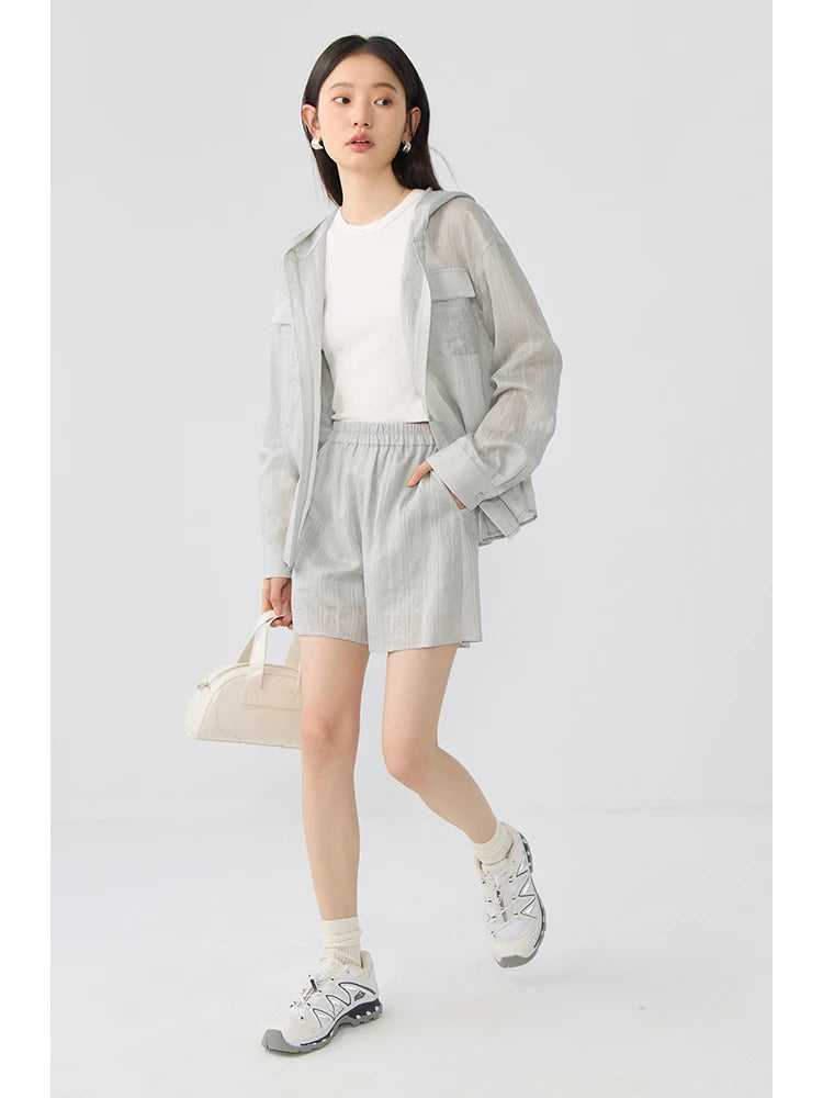 ZIQIAO Petite Hooded Sunscreen Shirt Women's 2024 Summer New Off Shoulder Long sleeved Breathable Casual Top clothes