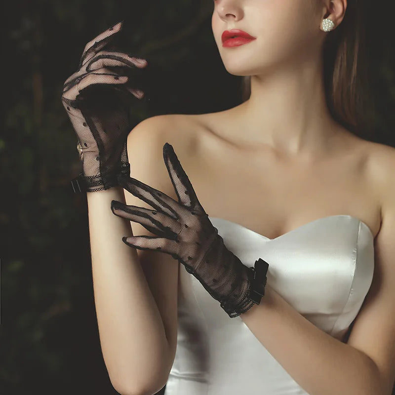 Wedding Gloves Transparent Dot Tulle Fishnet Gloves Black Ivory Wrist Length Bridal Gloves Finger Short Wedding Accessories