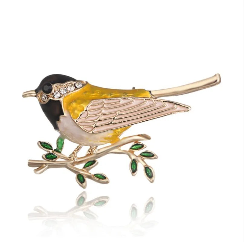 3pcs/set Women Fashion Rhinestone Enamel Bird Brooch Cute Vivid Flying Fledgling Animal Brooch Scarf Dress Coat Lapel Pins Gift