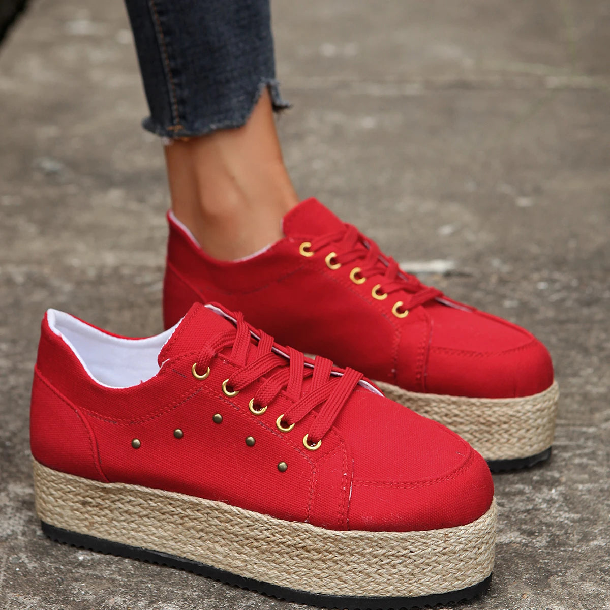 Women Casual Lace Up Shoes Round Toe Large Size Casual Footwear Women's Thick Soles Vulcanized Shoes Canvas Sneakers
