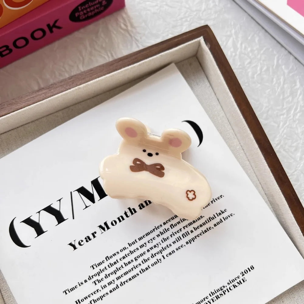 Girly Acrylic Cartoon Animal Hair Claw Korean Style Puppy Spotted Cat Hair Clip Kawaii Bear Small Shark Clip Woman