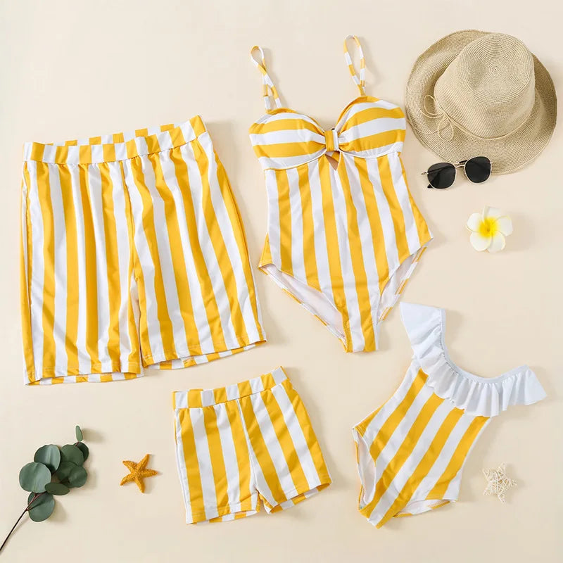 Family Swimwear Striped Mommy and Me Swimsuit Mother Daughter Bikini Family Mtching Clothes Dad Son Swim Trunks Beach Shorts