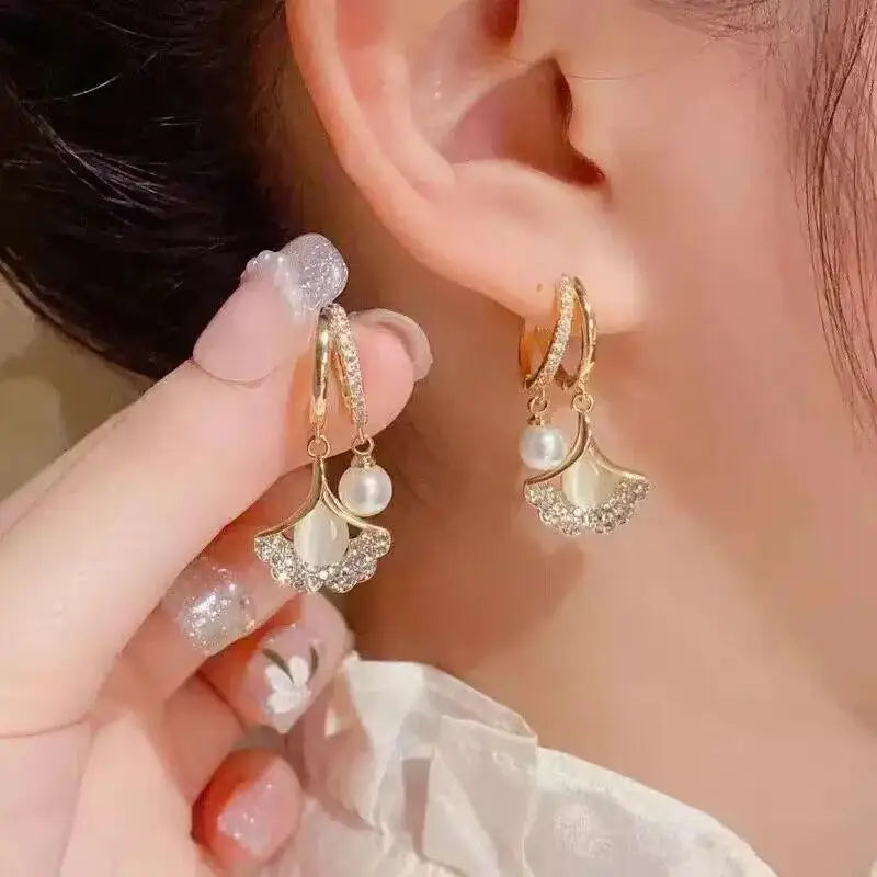 925 Silver Needle Korean Fashion Crystal Heart Earrings For Women Jewelry 2024 Trending Women's Red White Pearl Drop Earrings