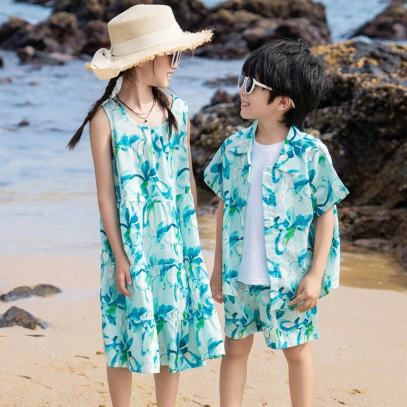 Urlaub Eltern-Kind-Kleidung Familie passende Strand Paar Kleidung Papa Sohn Outfits Sets Resort Mama Tochter ärmelloses Kleid