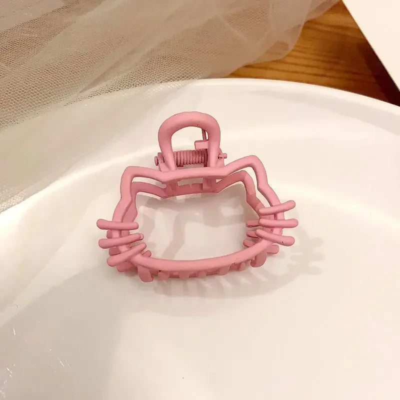 Kawaii Little Bear Hair Claws Small Metal Hair Clips Cartoon Bear Cat Cute Headwear Children Hair Accessoires