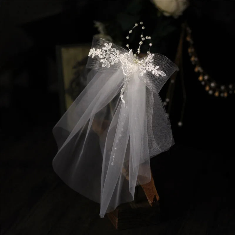 CC Wedding Veil Engagement Hair Accessories for Women Fashion Jewelry 100% Handmade Bride Veils With Comb Lace White Lvory V666