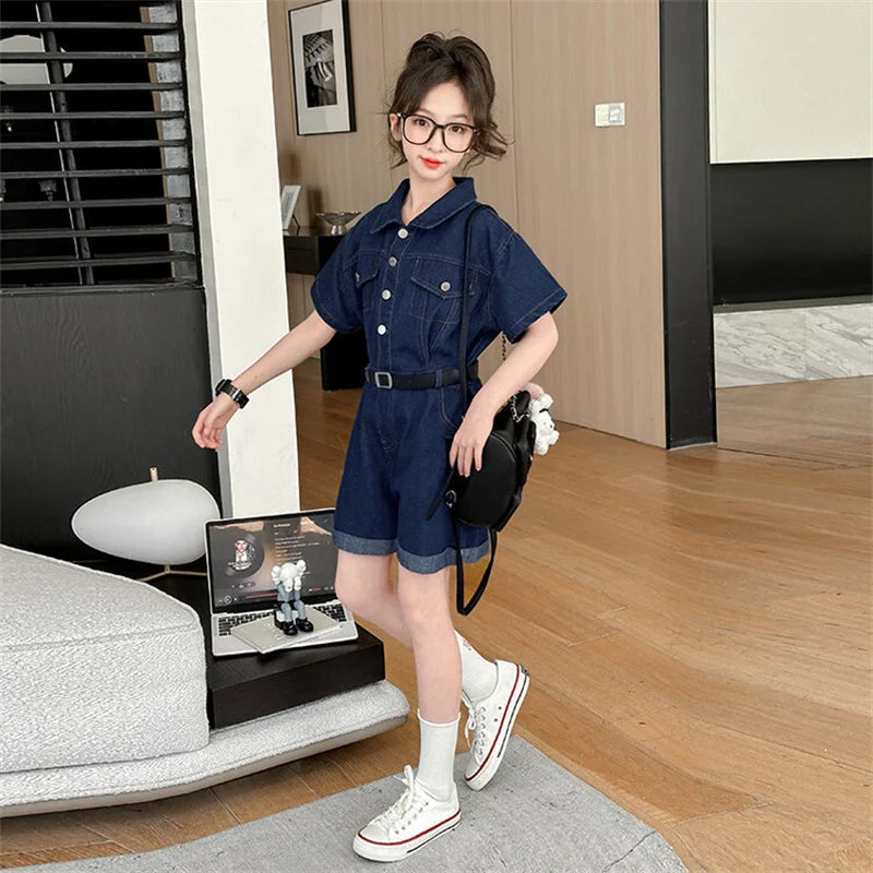 Sommeroverall für Mädchen 2024 neue koreanische Version der kurzärmeligen Jeansshorts für Kinder Modehosen für Kinder