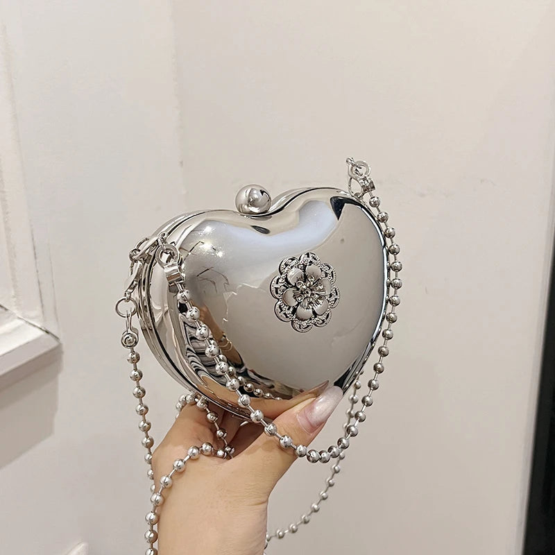 2025 New Fashion Mini Evening Party Bag Metal Frame Heart Shape Women Cross Body Bags Silver Gold Color Micro Chain Shoulder Bag