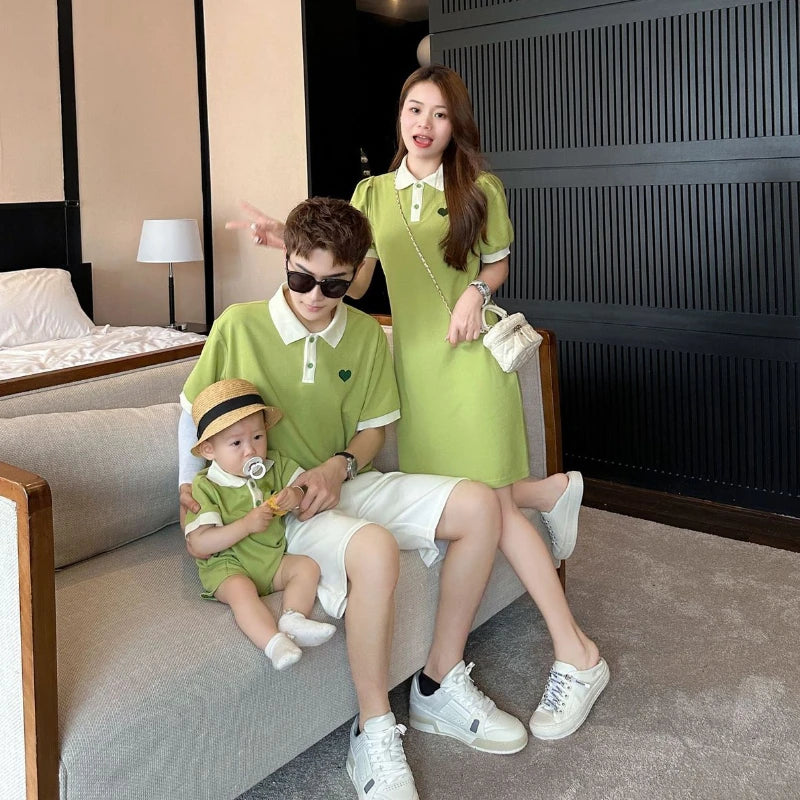 Mother and Daughter New Parent-child Matching Clothing for All The Family Outfit Baby Girl Matching Dress Dad Son Shirt 2024