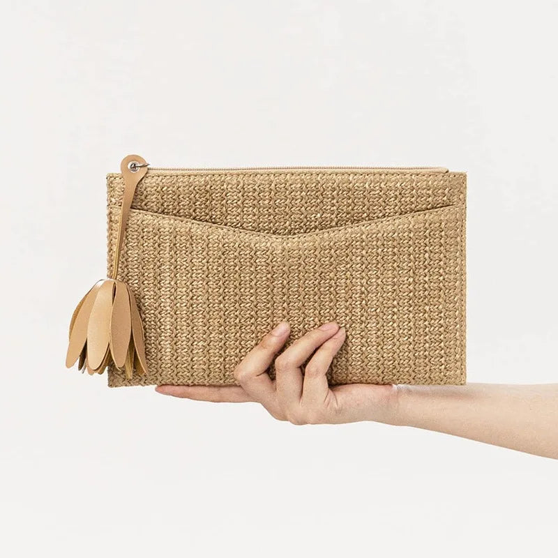Straw Clutch Purses for Women Summer Beach Handbag Woven Purse Wicker Rattan Envelope Clutch for Wedding Zipper Messenger Bags