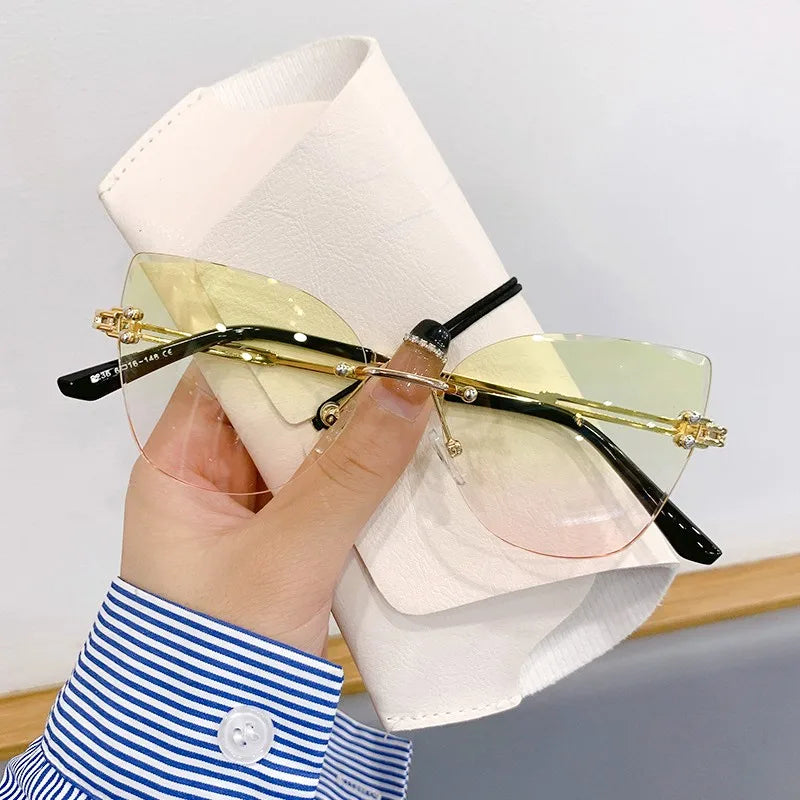 2024 New Fashion Brand Design Vintage Rimless Pilot Sunglasses Women Men Retro Cutting Lens Gradient Sun Glasses Female UV400