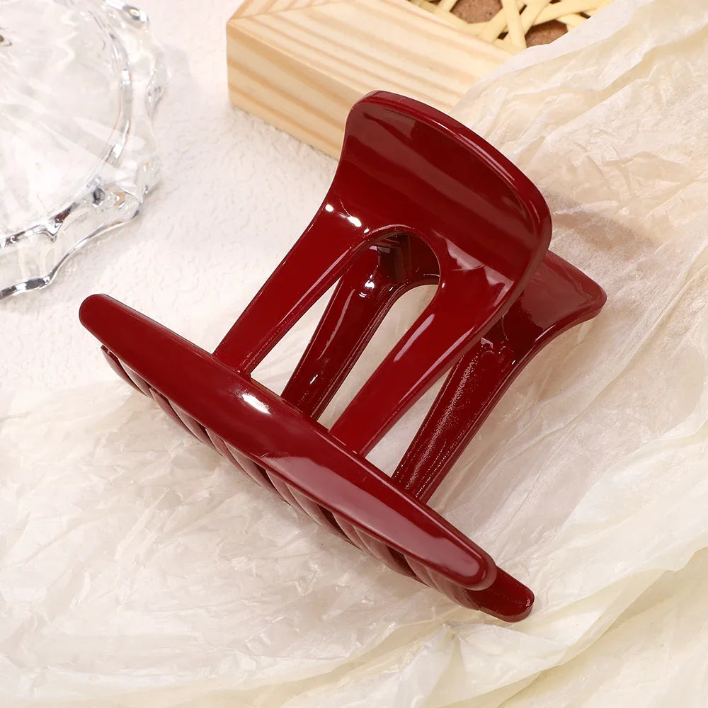 Elegant Geometric Large Ankola Red Hair Claws for Women Girls 2025 New Year Barrettes Hairpins Hair Grab Shark Clip Accessories