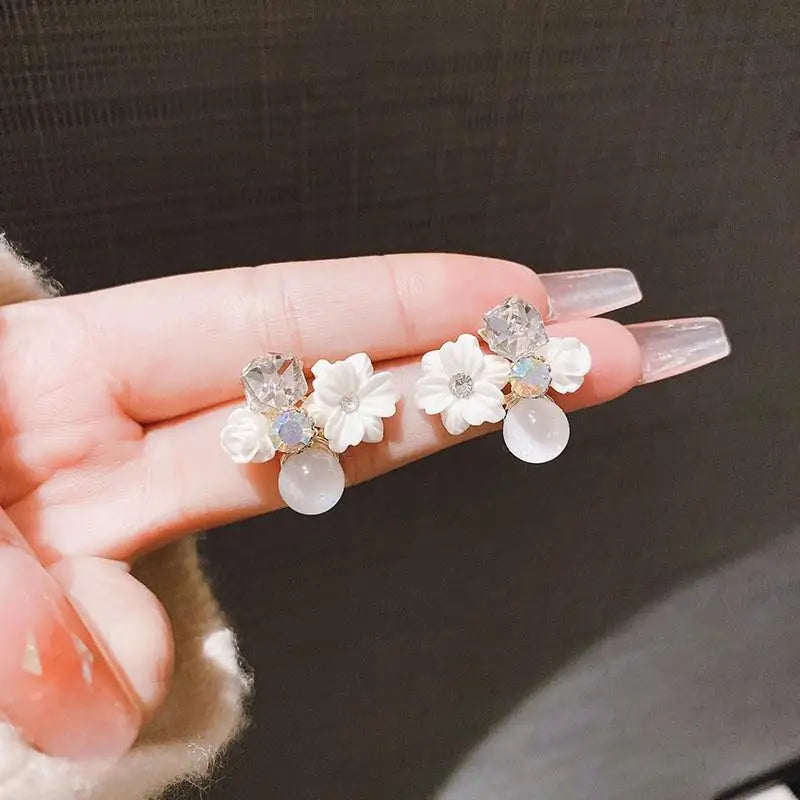925 Silver Needle Korean Vintage Oil Painting Pearl Flower Earrings For Women Jewelry 2024 Trending New Luxury Women's Earrings