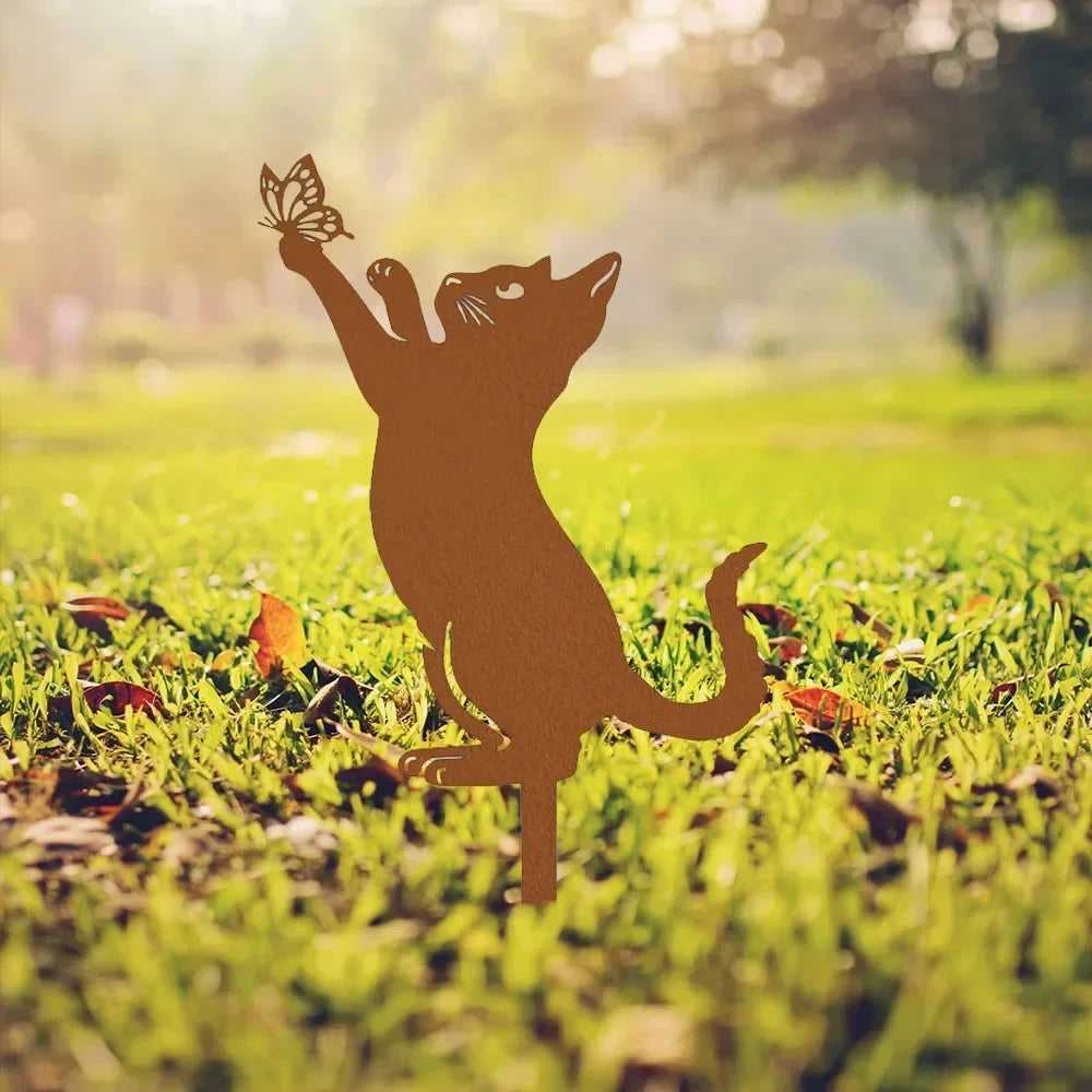 Adorable Cat Family Garden Stakes - Decorative Outdoor Cat Silhouettes