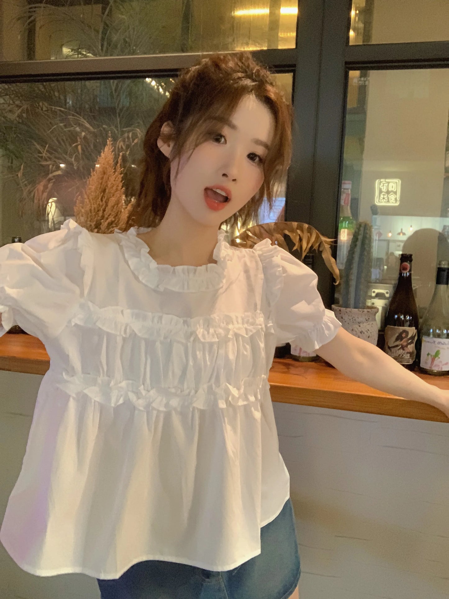 Summer petite wooden ear edge patchwork short sleeved French top with loose design, niche shirt