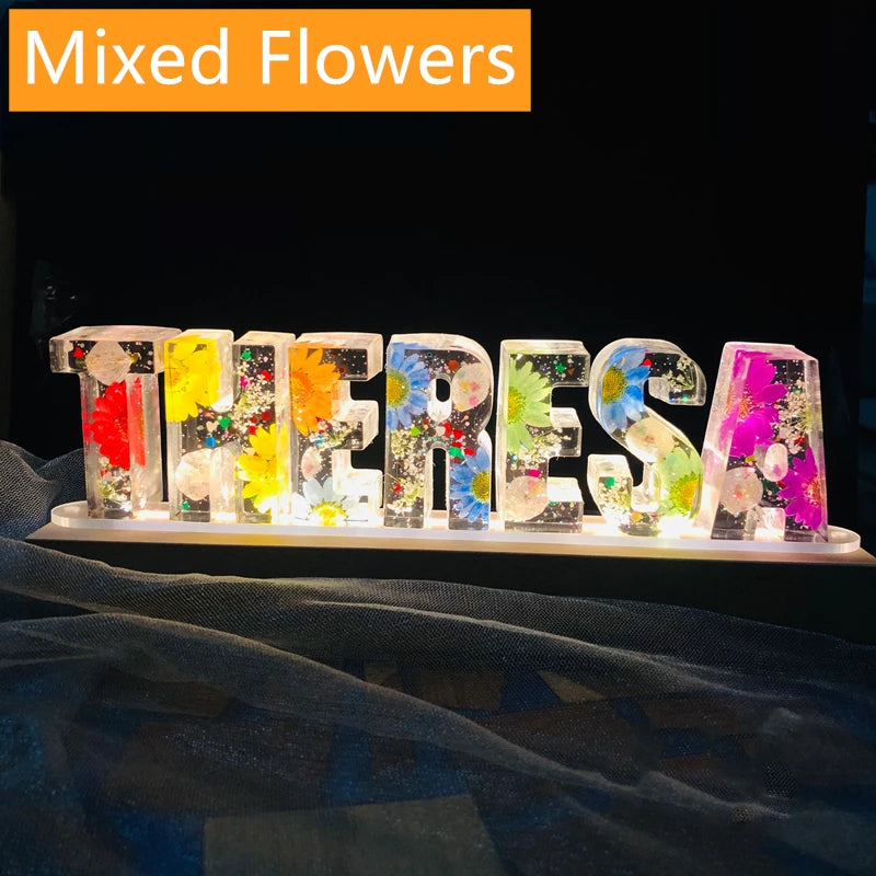 Customized A To Z Letters Dried Flower Wood Night Light Creative Romantic Table Lamp Gift for Couple Valentine Day Kid Birthday