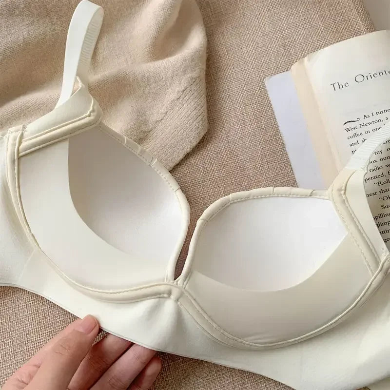 2024 New Pleated Bras Push Up Bra Small Chest No Steel Ring Wirelss Soft Bra Solid Color Sweet Seamless Bra