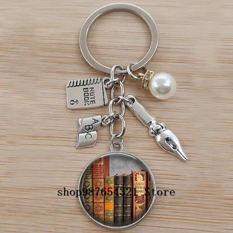 Classic Library Books Keychain Vintage Old Books Key Chain Librarians Key Ring Gift for Nerd Bookworm Writer Teacher