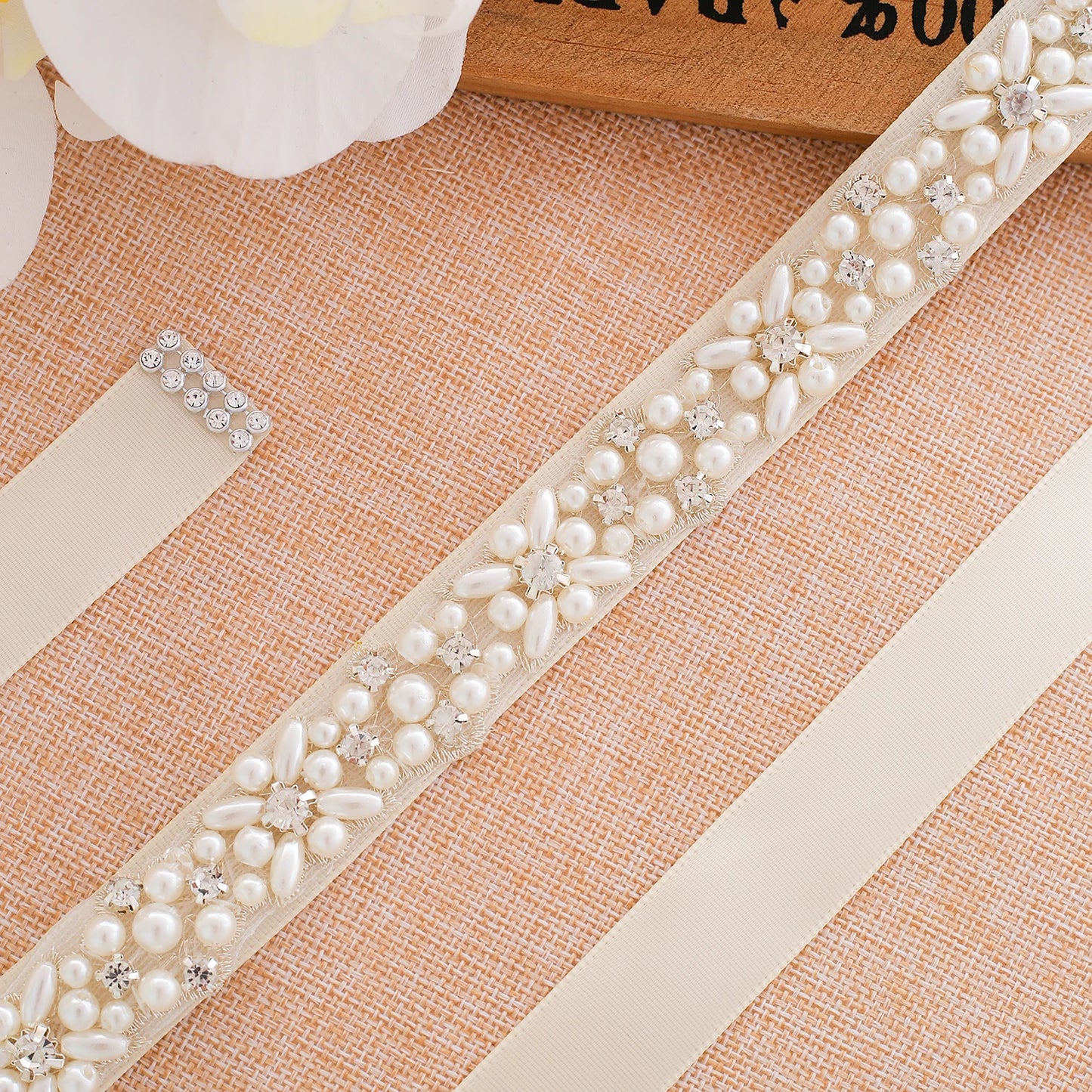 NZUK Crystal Bridal Sash Rhinestones Pearls Wedding Belt  Satin Bridal Belt And Sash For Wedding Decoration