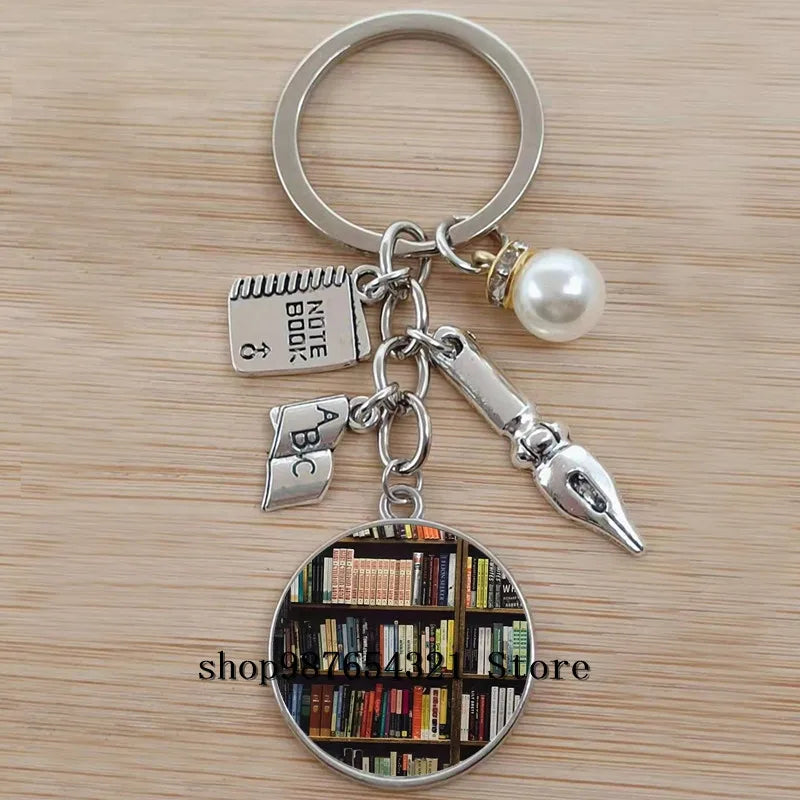 Classic Library Books Keychain Vintage Old Books Key Chain Librarians Key Ring Gift for Nerd Bookworm Writer Teacher