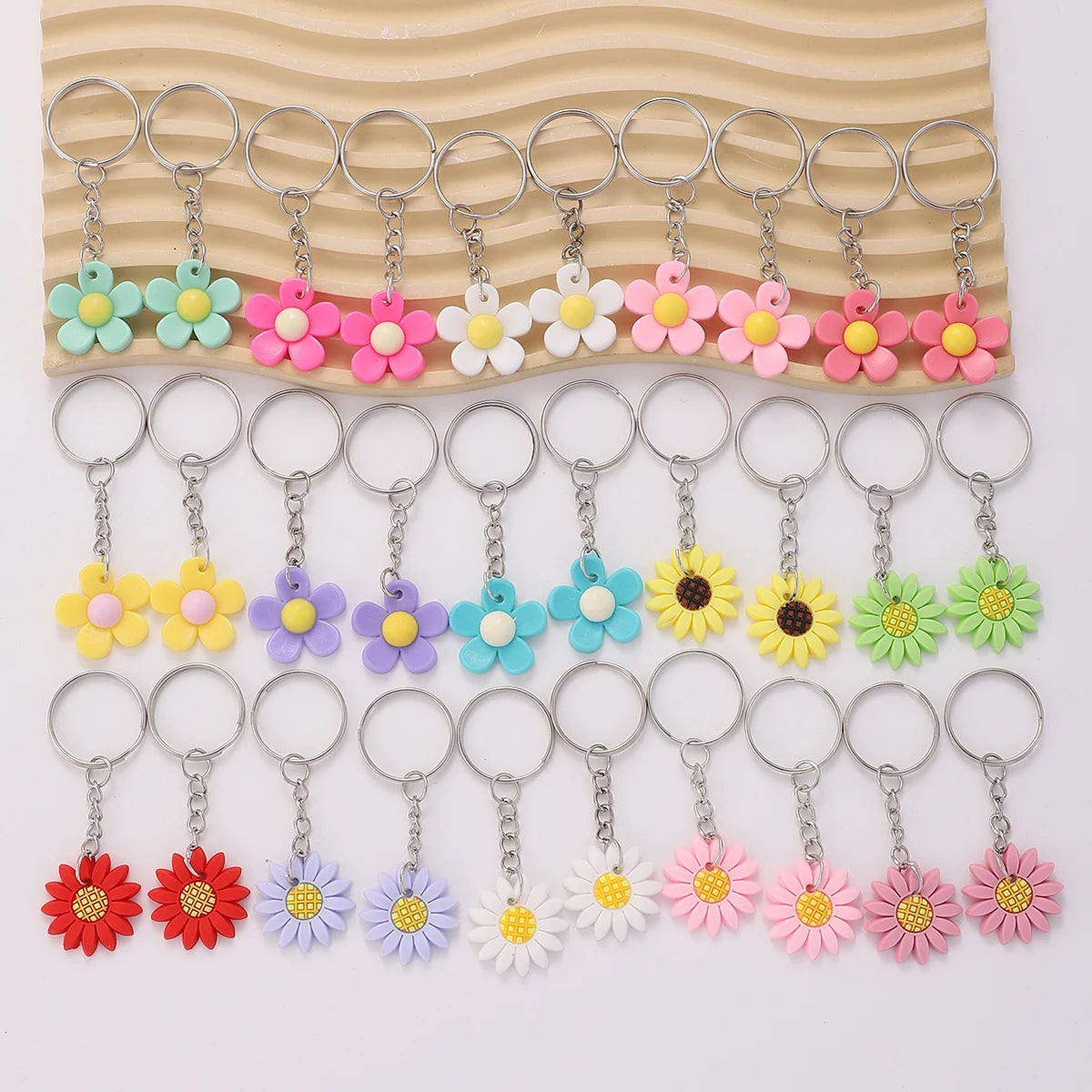 30pcs Flower Charm Keychain PVC Soft Sun Flower Pendant Key Ring Ornaments Wallet Bag Backpack Charm Birthday Party Gift