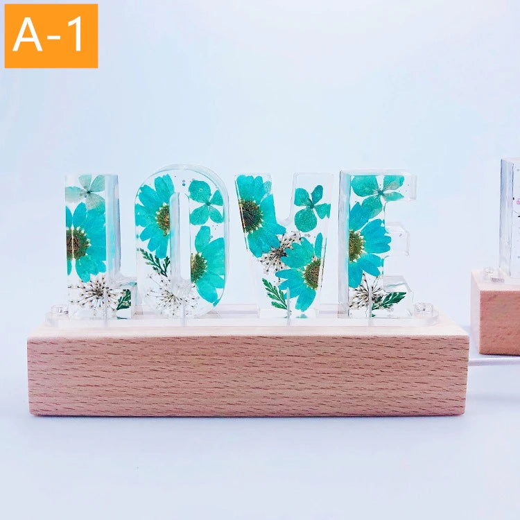 Customized A To Z Letters Dried Flower Wood Night Light Creative Romantic Table Lamp Gift for Couple Valentine Day Kid Birthday