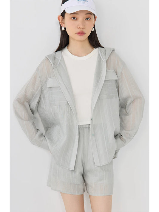 ZIQIAO Petite Hooded Sunscreen Shirt Women's 2024 Summer New Off Shoulder Long sleeved Breathable Casual Top clothes