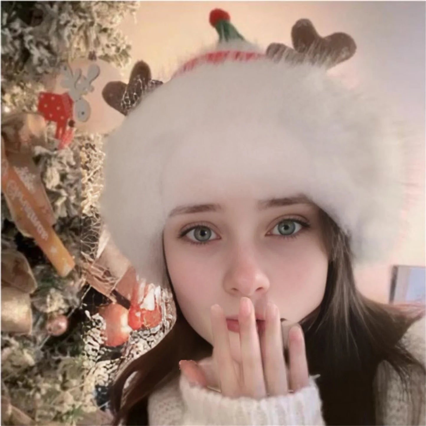 2025 New Years Xmas Party Hats Outdoor Antler Knit Hats Christmas Beanies for Adults Winter Warm Faux Fur Trim Skull Caps