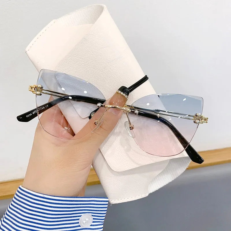2024 New Fashion Brand Design Vintage Rimless Pilot Sunglasses Women Men Retro Cutting Lens Gradient Sun Glasses Female UV400