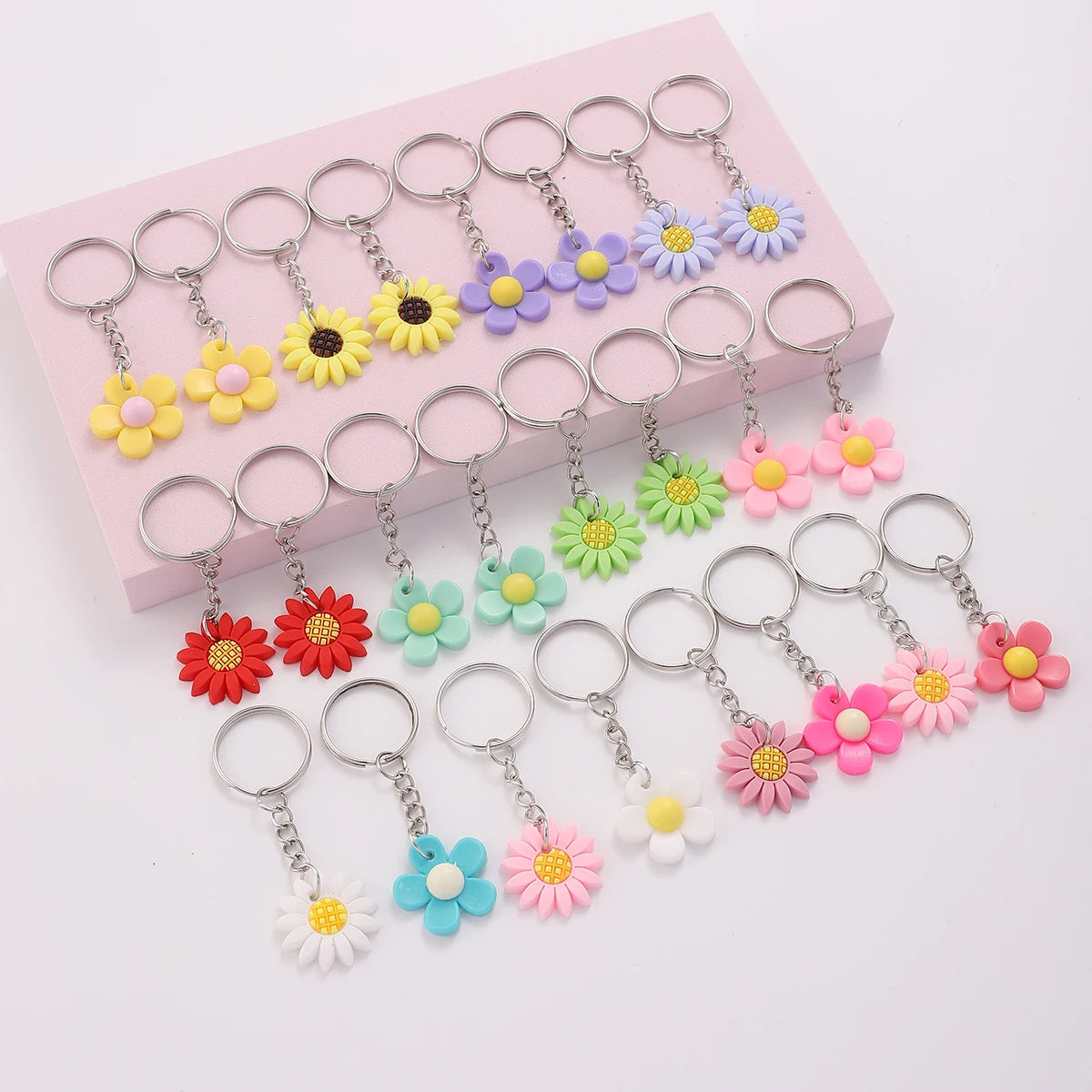 30pcs Flower Charm Keychain PVC Soft Sun Flower Pendant Key Ring Ornaments Wallet Bag Backpack Charm Birthday Party Gift