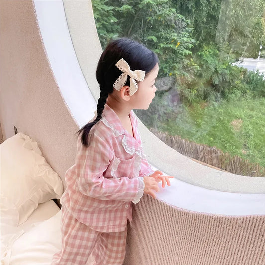 Children Pajamas 2024 Spring New Korean Children Clothing Girl Sweet Checkered Pajama Set Long sleeved Pants Home Fury