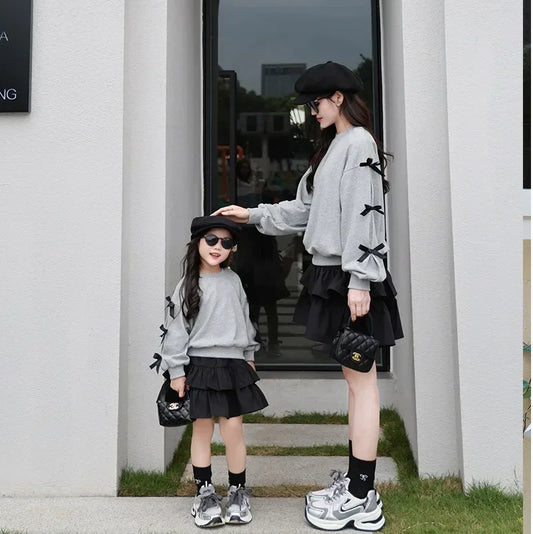2025 Mommy and Me Matching Clothes Family Sweatshirt Mother Daughter Equal Clothes Children Bow Tops Spring Girl Baby Clothing