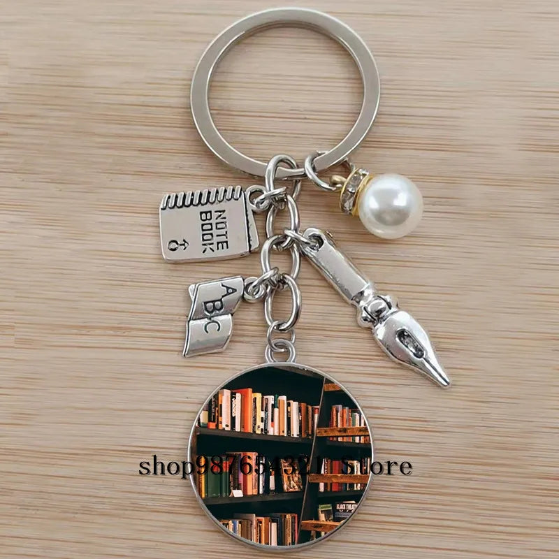 Classic Library Books Keychain Vintage Old Books Key Chain Librarians Key Ring Gift for Nerd Bookworm Writer Teacher