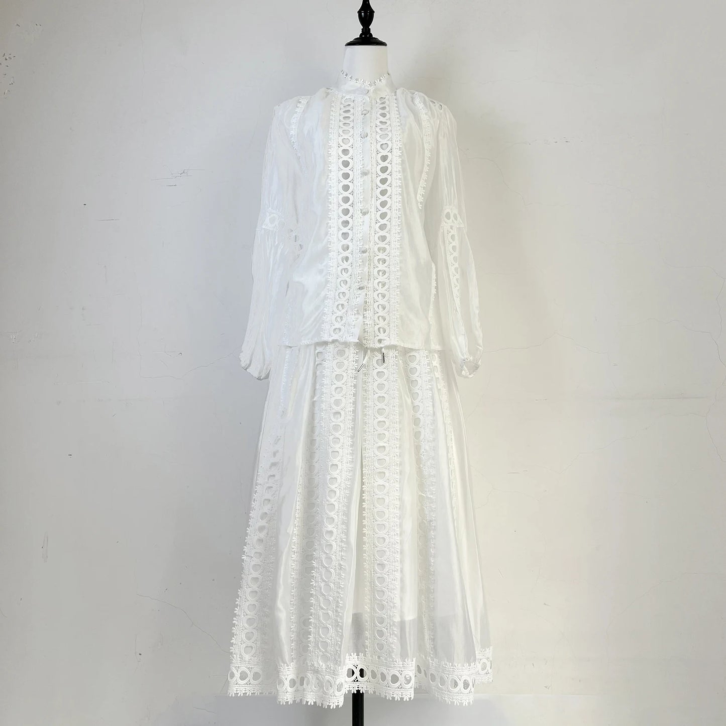 Luxury Long Dresses 2 Piece Sets Women Lace Hollow Out Embroidered Shirt + Maxi Skirts Suits Big Size 2025 Spring Party Vestidos