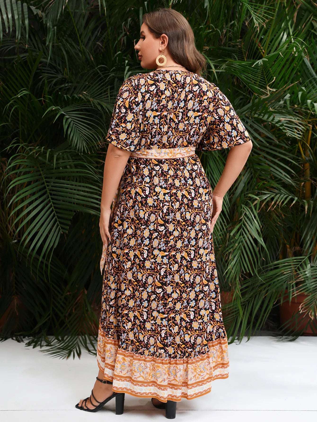 2025 Casual V-Neck Floral Print Plus Size Dress Women Ruffle Short Sleeve Large Midi Dress Lady Chubby Curvy Lace-Up Long Dress