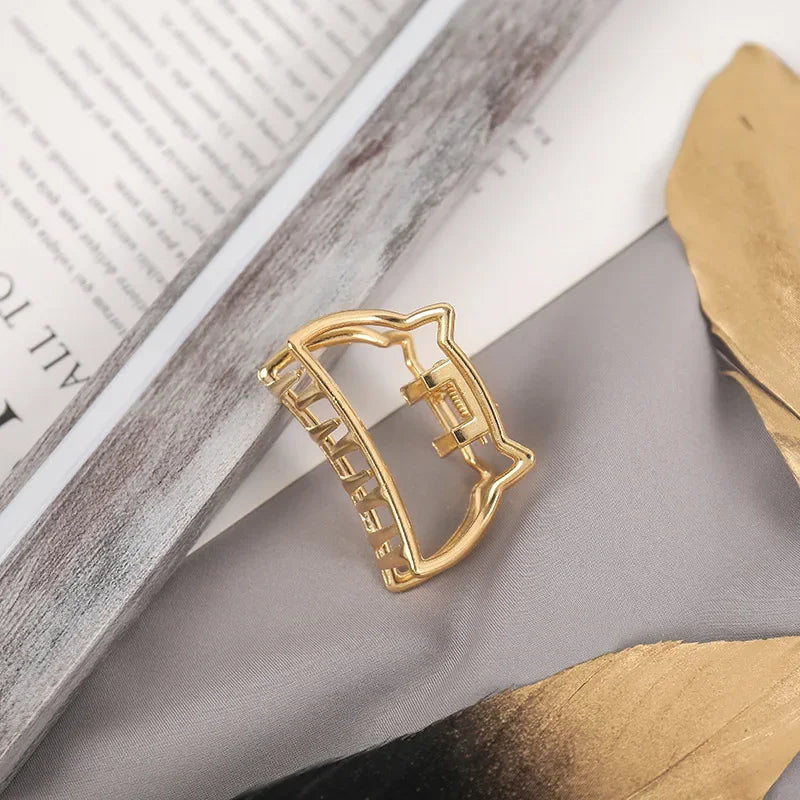 2024 New Fashionable Women's Gold Small Geometry Back Head Clip Korean Elegant Style Minimalist Shower Hair Accessories