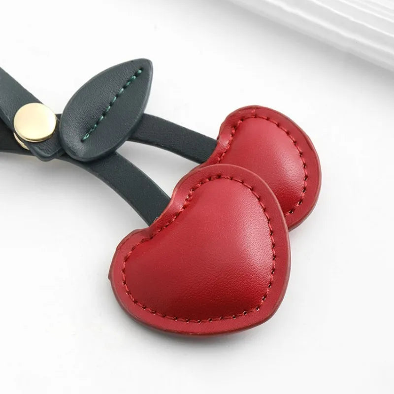 2023 Fashion Bag Charm Accessories Handbag Pendant Cherry Creative Keychain Schoolbag Love Heart Leather Handbag Accessories