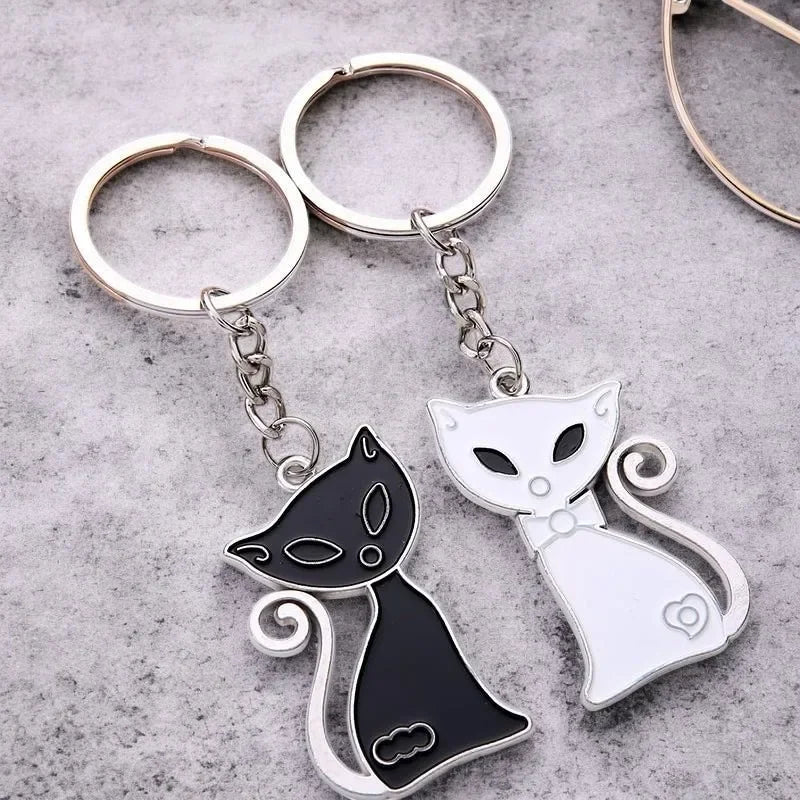 Couple Keychain Matching Cat Gift for Pet Lovers Cute Valentine's Day Jewelry  Black Cat Puzzle Pendant for Girlfriend Boyfriend