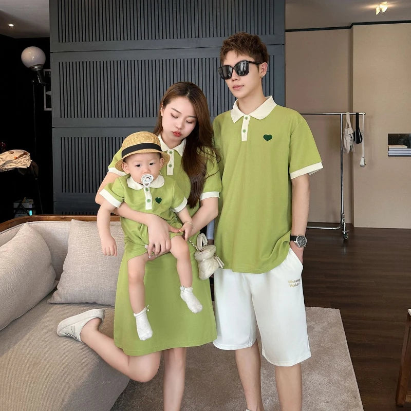 Mother and Daughter New Parent-child Matching Clothing for All The Family Outfit Baby Girl Matching Dress Dad Son Shirt 2024