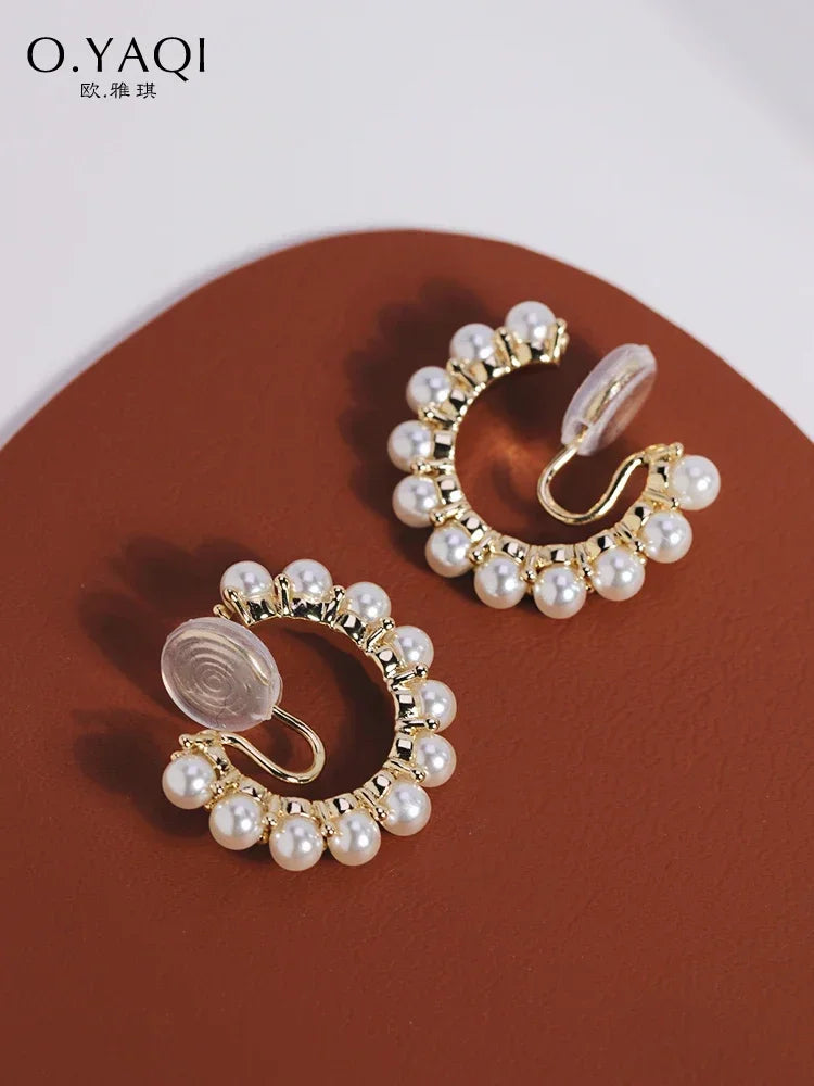L11 yj Elegant Pearl C- Shaped Ear Clip Gentle High-Grade Silver Needle Ear Studs without Pierced Female Circle Earrings