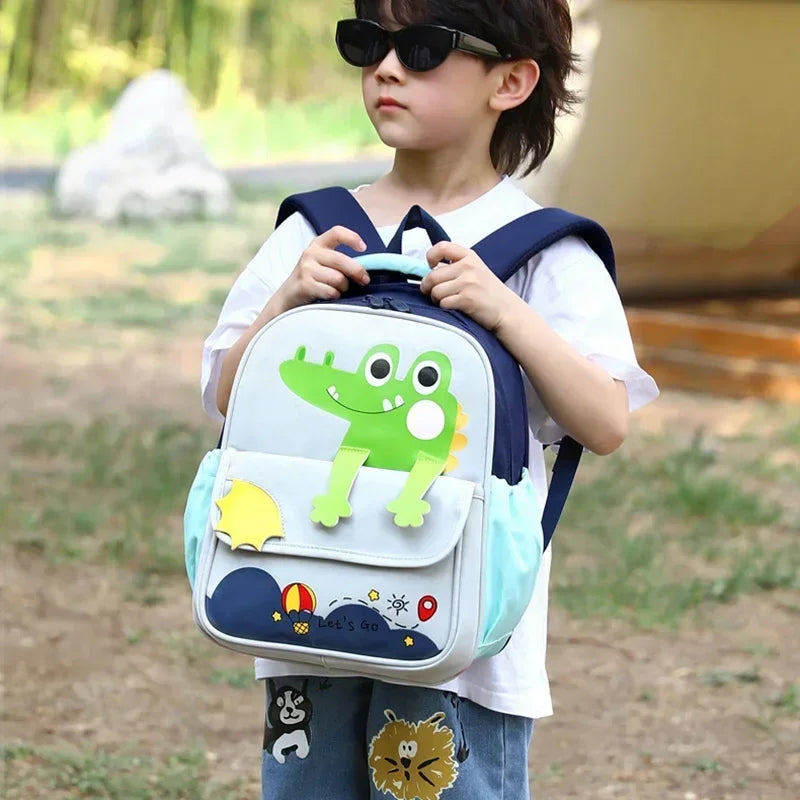 Large Capacity Cute Cartoon Dinosaur Design School Backpack New Factory Customized Waterproof Fashionable Student Backpack