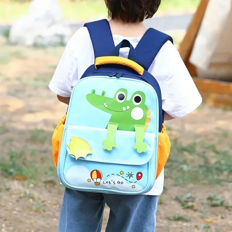 Large Capacity Cute Cartoon Dinosaur Design School Backpack New Factory Customized Waterproof Fashionable Student Backpack