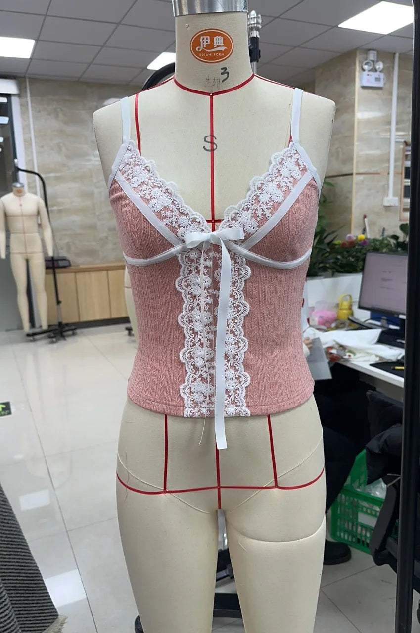 Combhasaki Women Y2K Elegant Fairycore Floral Lace Trim Patchwork Camis Sleeveless Deep V-Neck Bow Decor Slim Fit Crop Vest Tops