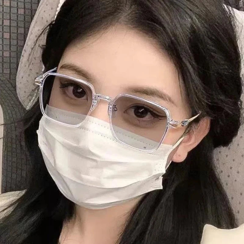 Neue photochrome Brille Anti Blaulicht Brille Herren Damen Farbwechsel Brille Anti UV Sonnenbrille Quadratisch Klarer Rahmen Brillen